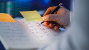 Como implementar o método GTD (Getting Things Done) para organizar sua vida pessoal e profissional