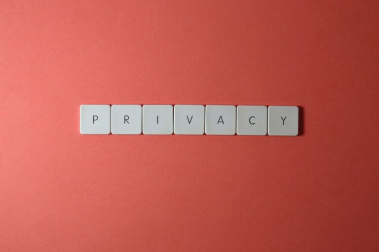 Como proteger sua privacidade online em 5 passos essenciais